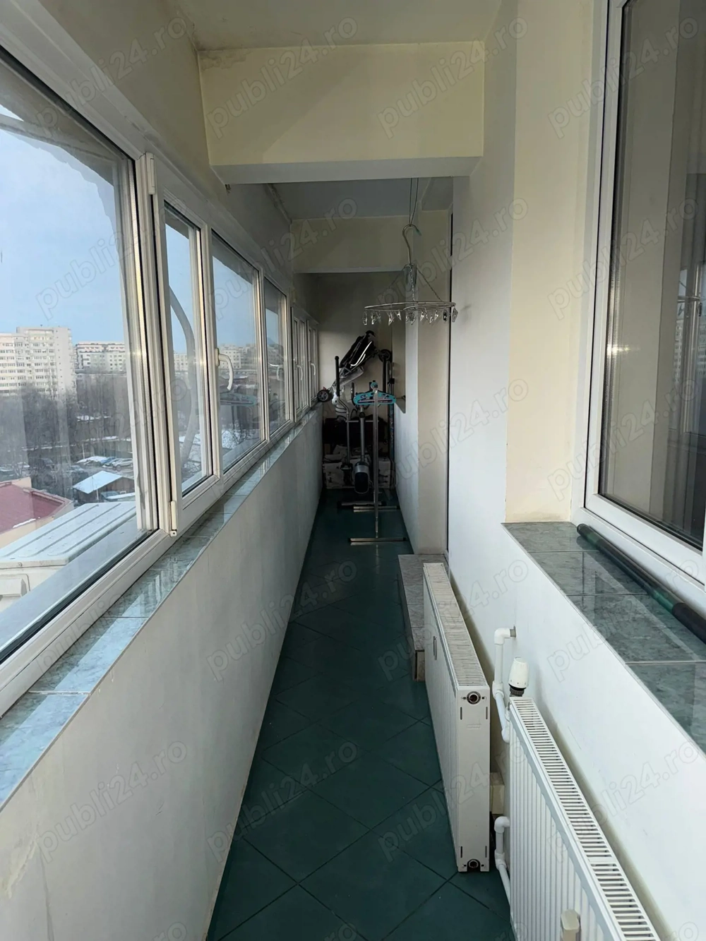 Vând apartament 3 camere