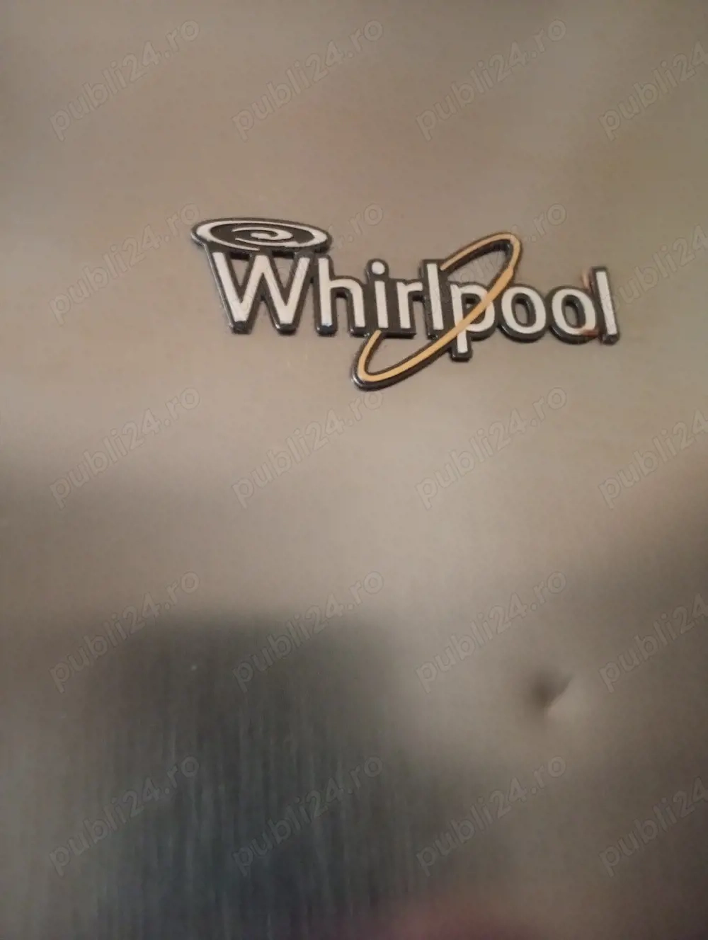 Frigider Whirlpool