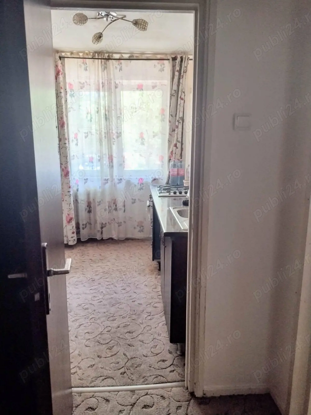 Apartament 2 camere de vanzare Piata Straduintei - Scoala 189
