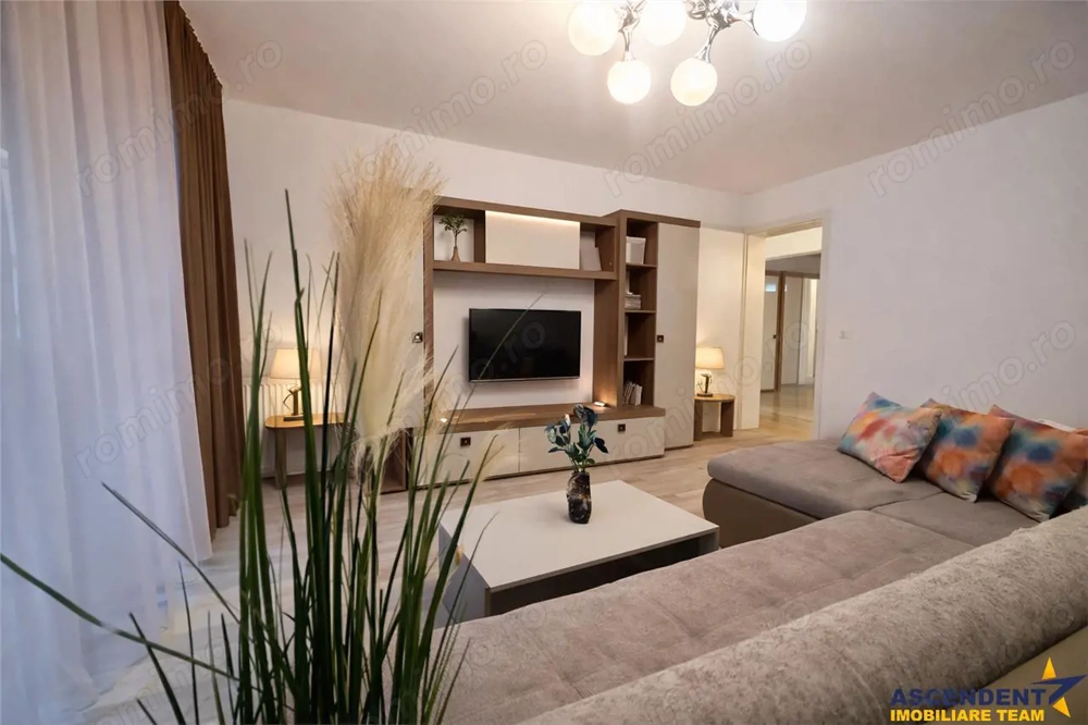 Confort si stil, Kasper, facilitati complete, boxa, parcare, aria Coresi,Tractorul,Brasov