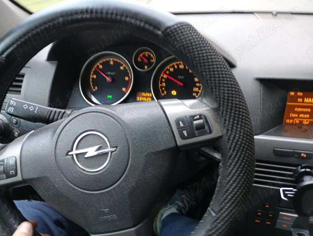 Vând Opel Astra h 2005