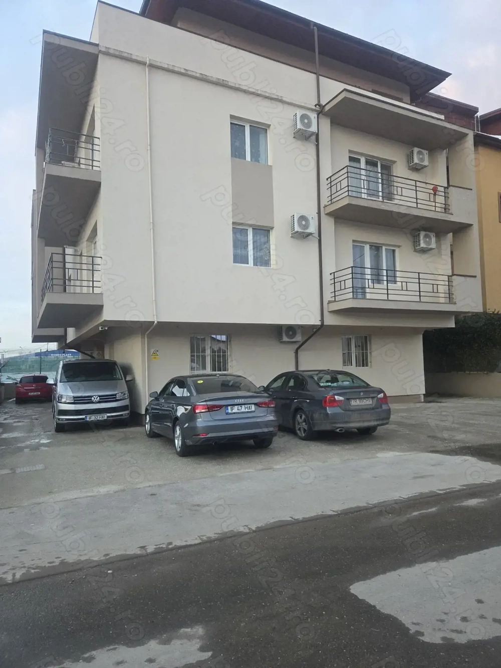 Proprietar vând garsonieră în Bragadiru 60 mp