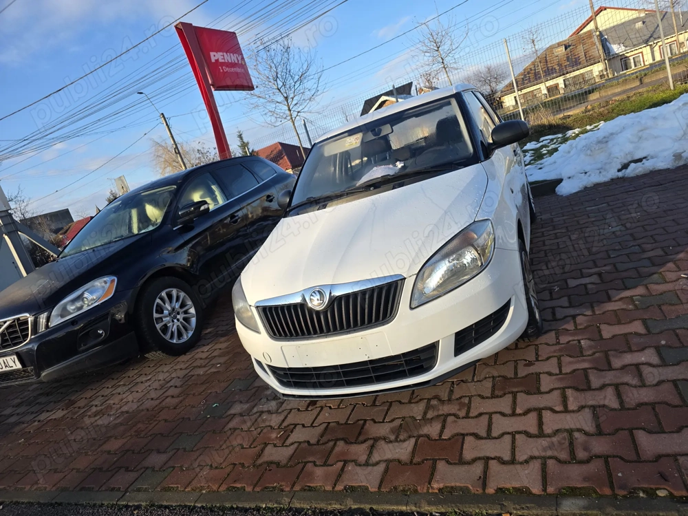 Skoda fabia 1.6 tdi an 2015 I