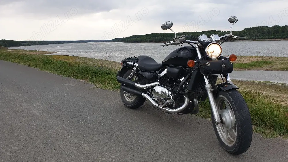 Honda VF 750C Magna