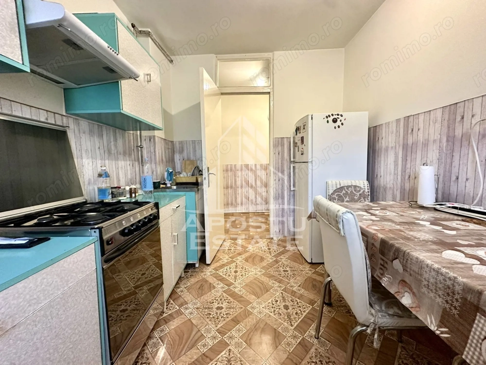 Apartament cu 3 camere, etajul 2, zona Girocului, Timisoara
