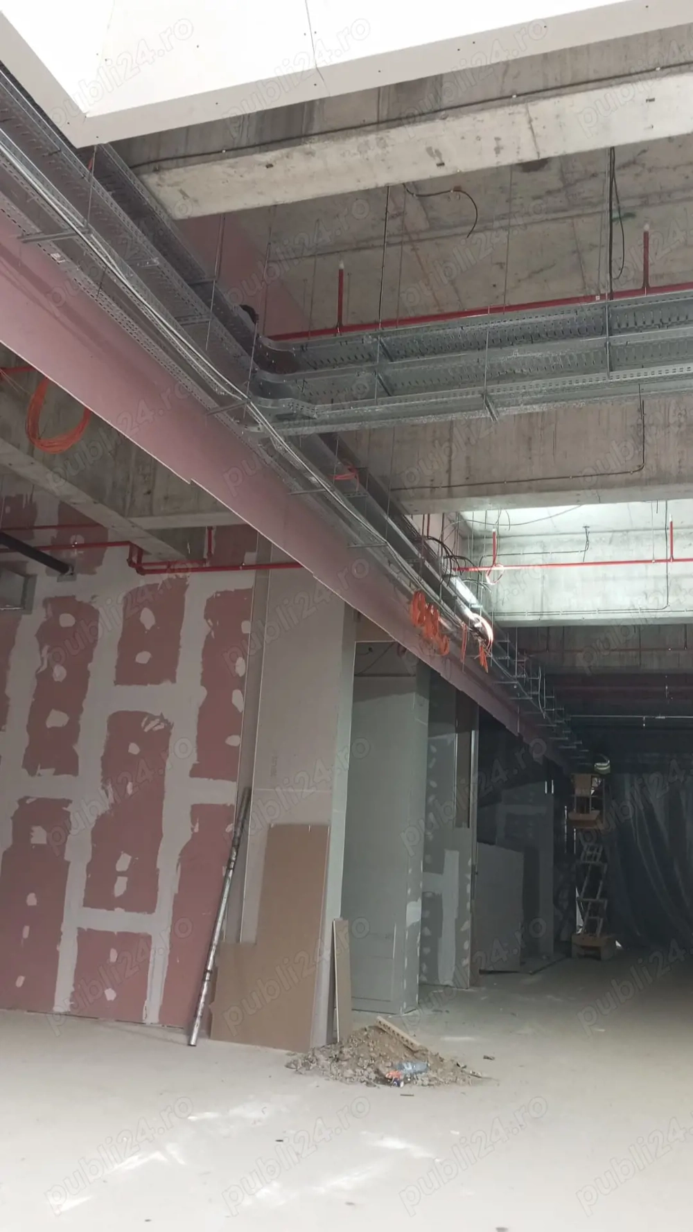 Echipă lucrări construcții  - Prahova si zonele limitrofe 