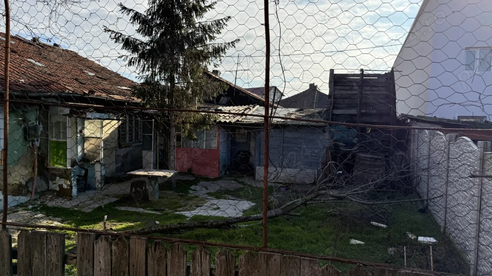 Vand Casa Craiova -Brestii zona Biserica