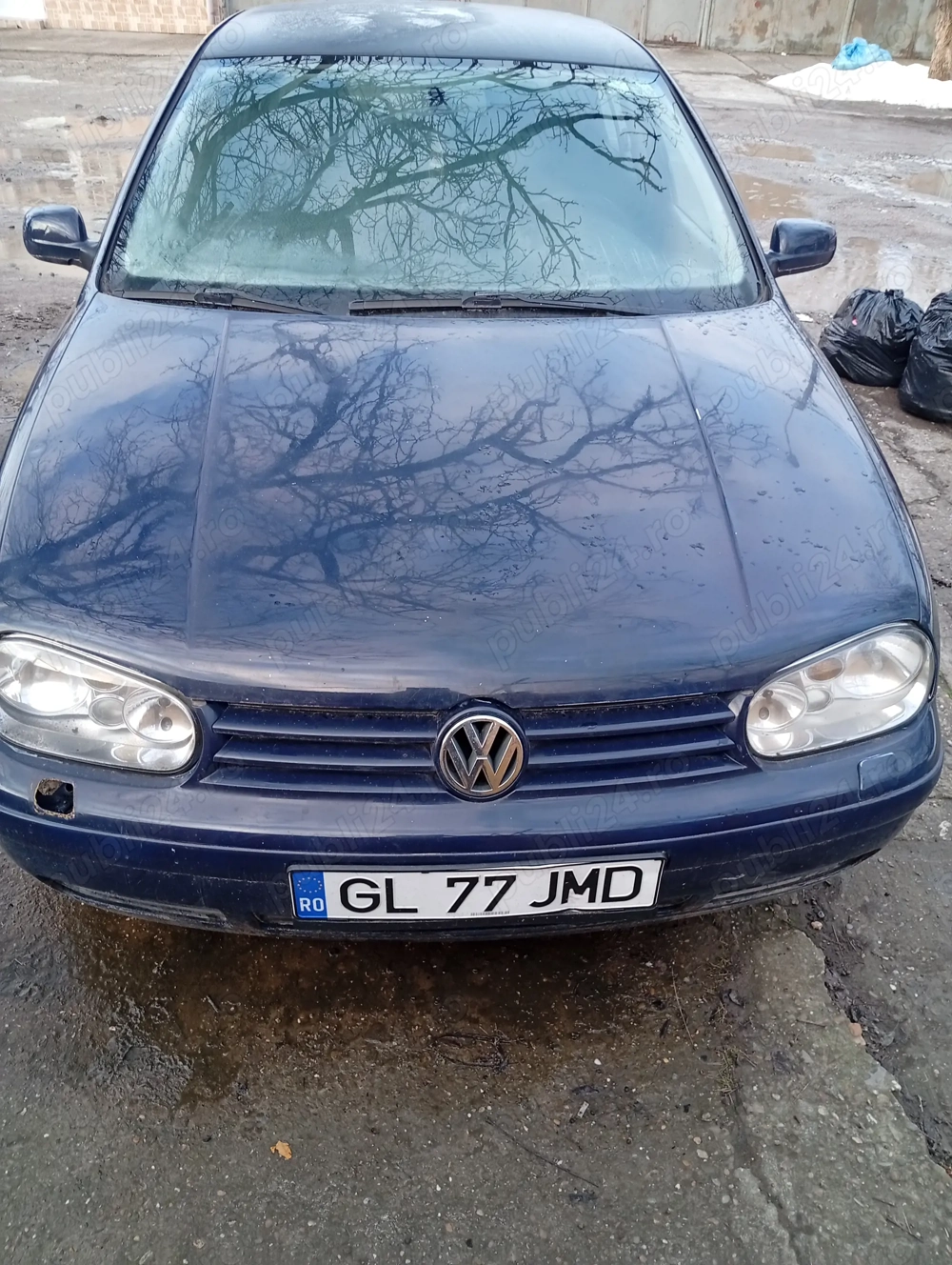 Vând golf 4 3500 lei ușor negotiabil