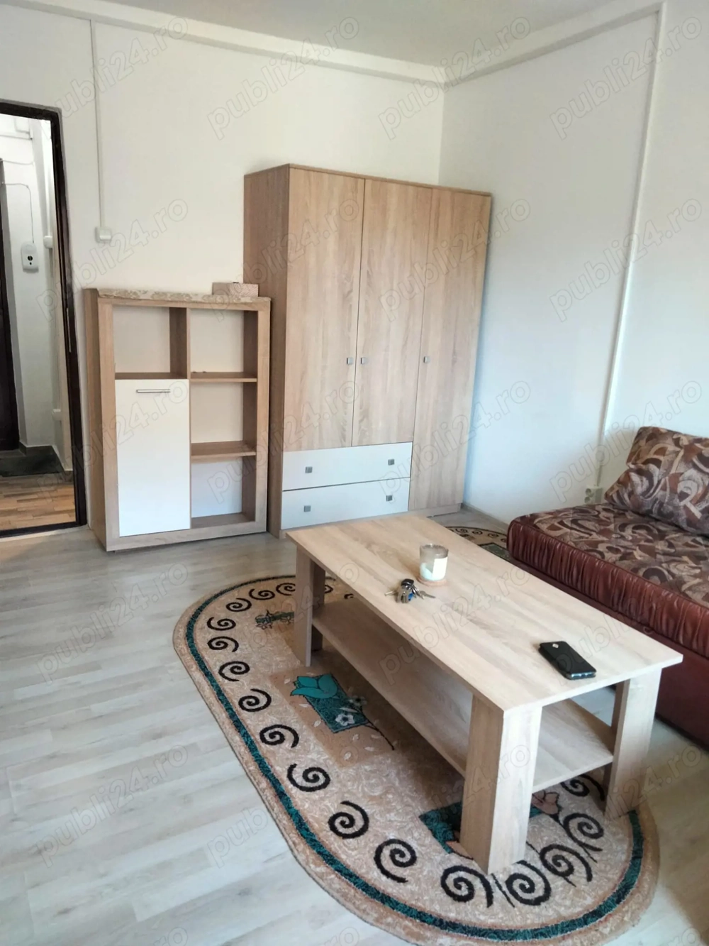 Garsoniera etaj 1 zona Garii