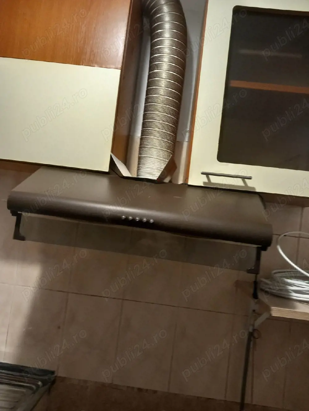 vand garsoniera zona Cet