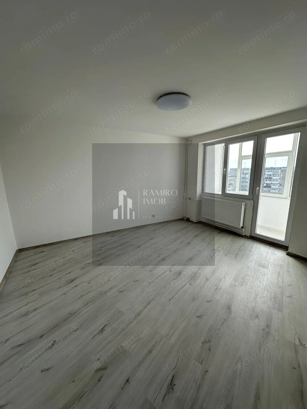 Apartament 2 camere renovat 6 min Metrou Tineretului / Timpuri Noi