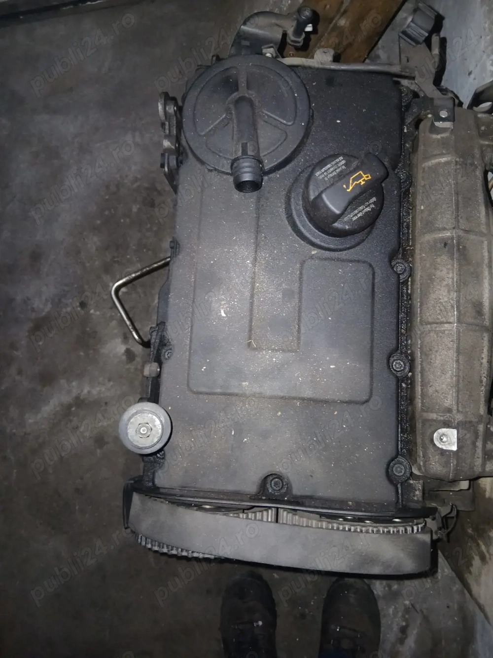 Vând piese motor pentru VW Passat 2.0 Diesel ,an fabricație 2006