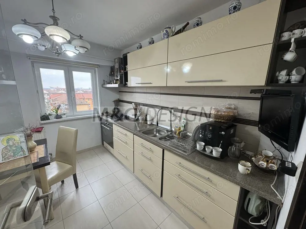 3 camere decomandat spatios Simion Barnutiu