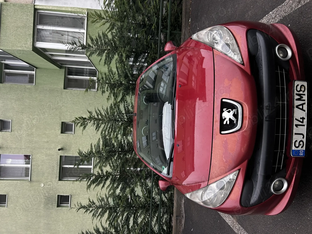 Peugeot cabrio 207. Anul fabricației 2007.