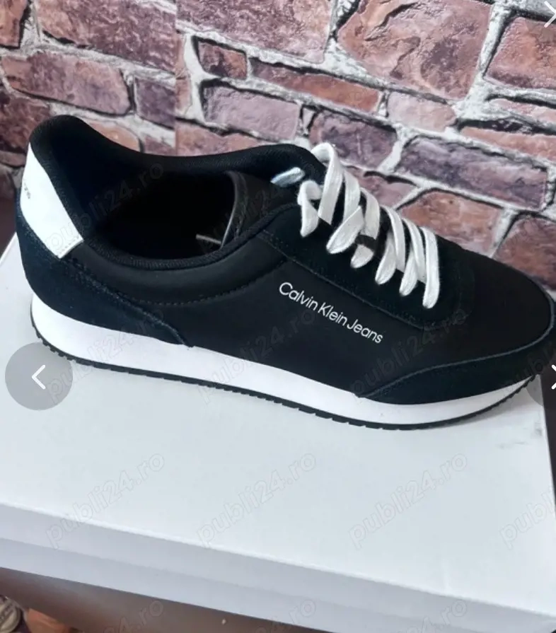 Adidași Calvin Klein Jeans negri, mărimea 44   stare foarte bună
