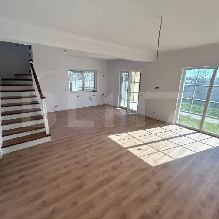 Duplex separat prin cameră tehnică – la cheie!