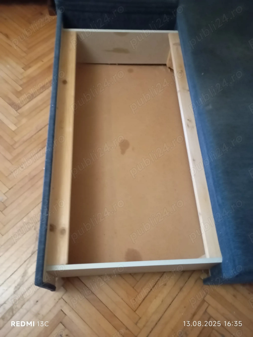 Canapea extensibila în stare bună