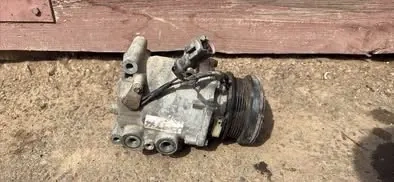 vand compresor clima si arternator Ford Focus 1.6 benzina 