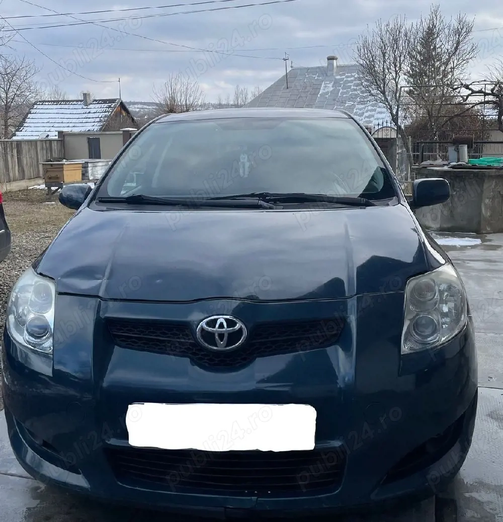Vând Toyota Auris