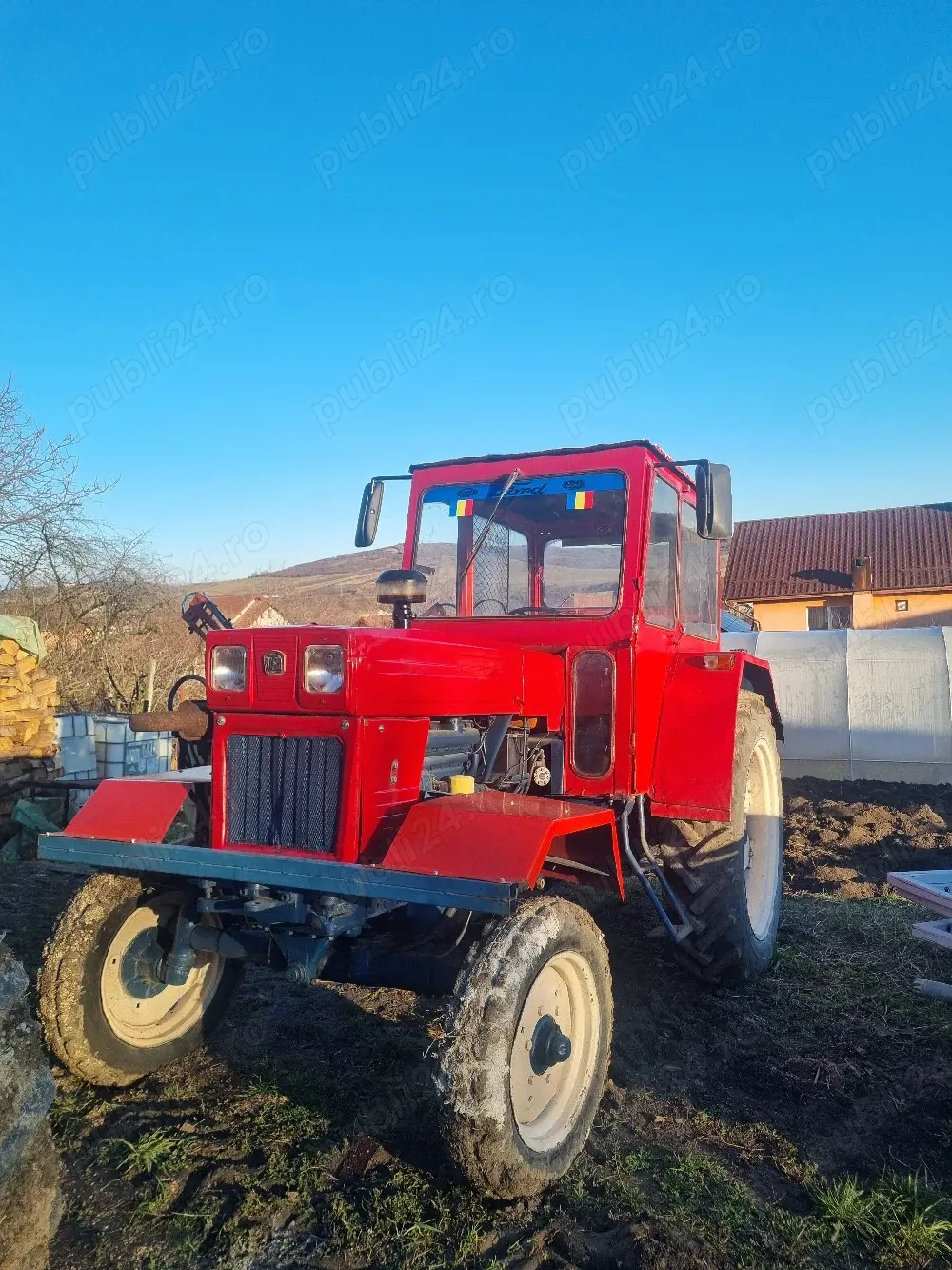 Tractor unversal U650