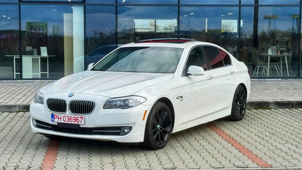 BMW 528i, xdrive, 4 X4, cu standard de siguranta American.