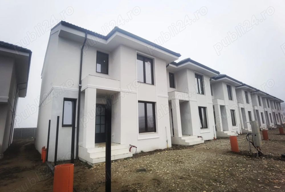  Case înșiruite de vânzare   Construcție nouă 2025 | Zonă excelentă, în spate la Penny Giroc 