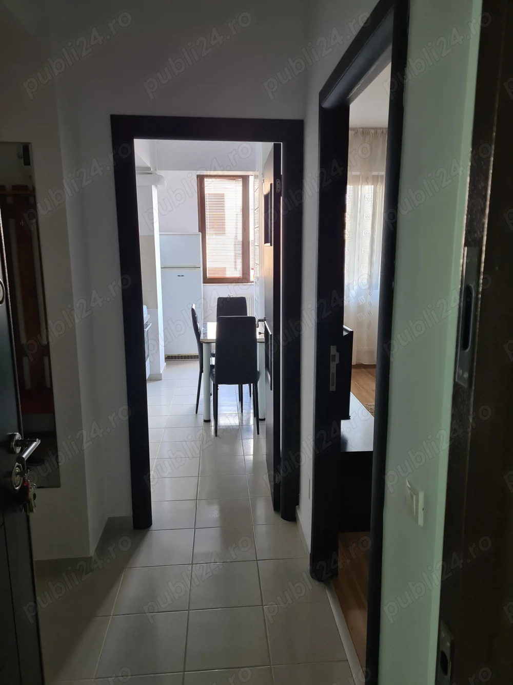 Ofer spre închiriere ap.2 camere  decomandat Pod Constanta