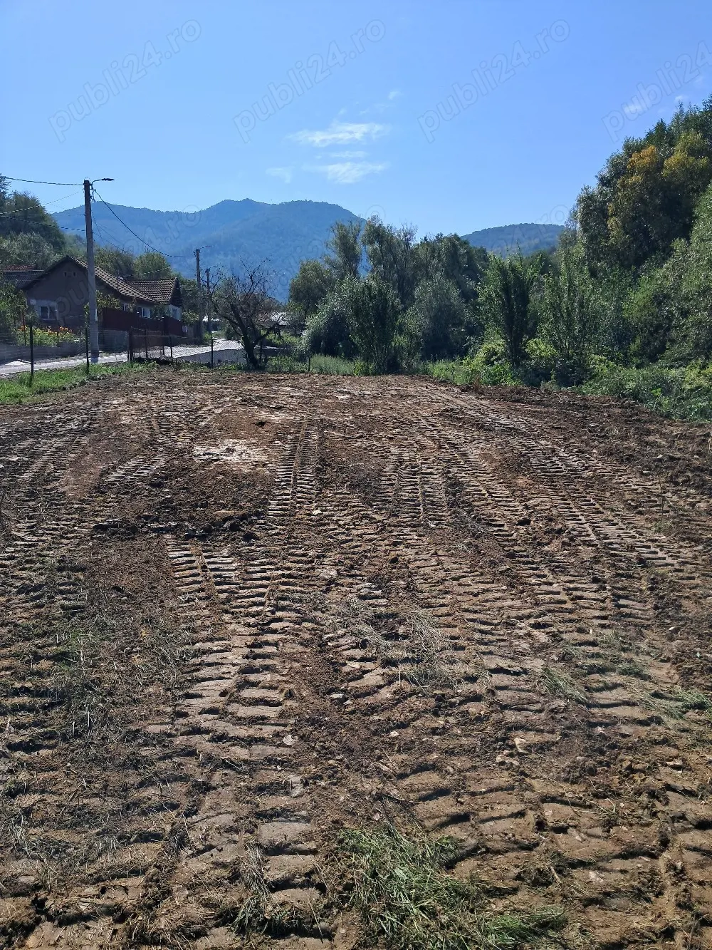 Vând teren intravilan strada Valea Morii,municipiul Vulcan.