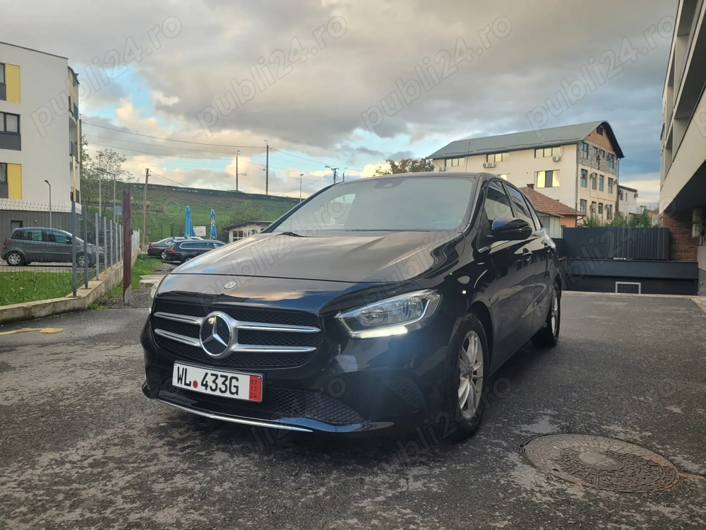Mercedes B 180 CDI  inmatriculat consum 4 %  pret FIX!