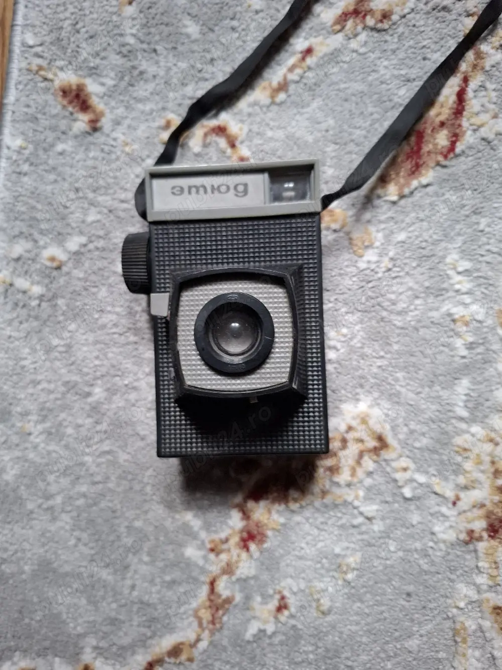 Vând aparat de fotografiat 