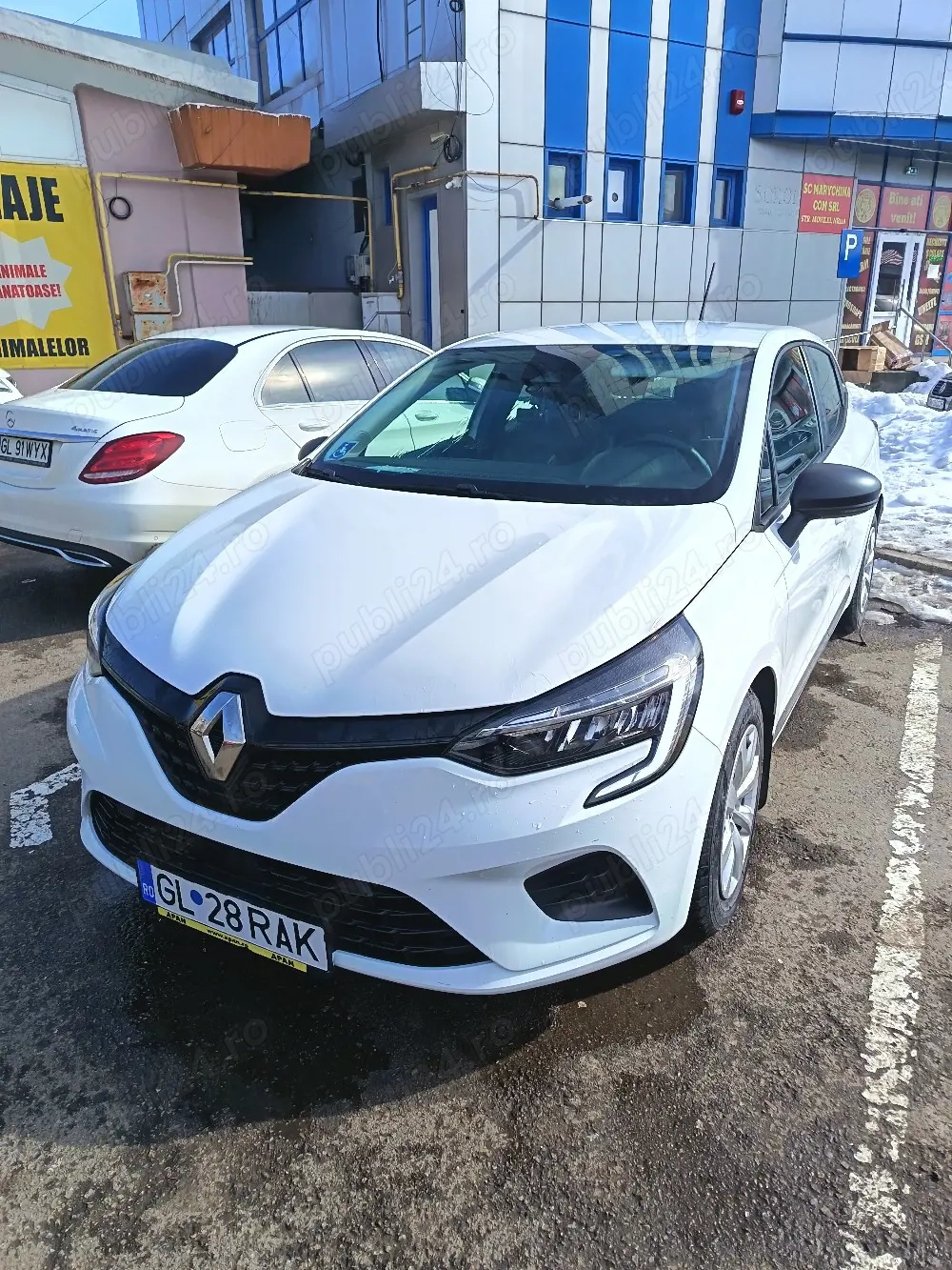 vând Renault Clio 5,an 2022