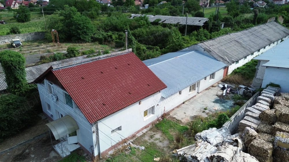 Casa + Hala    Jiblea Veche   Calimanesti  