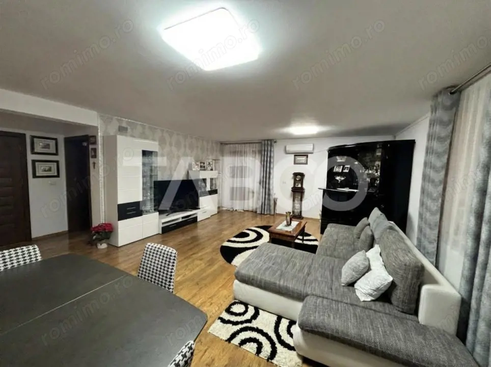 Casa de vanzare individuala cu 3 camere 500 mp teren Sura Mare