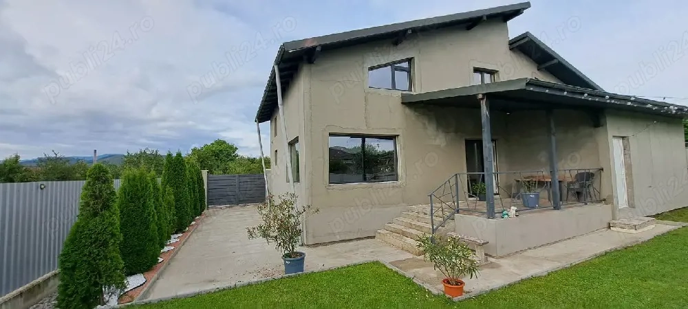 casa zona liniștită 