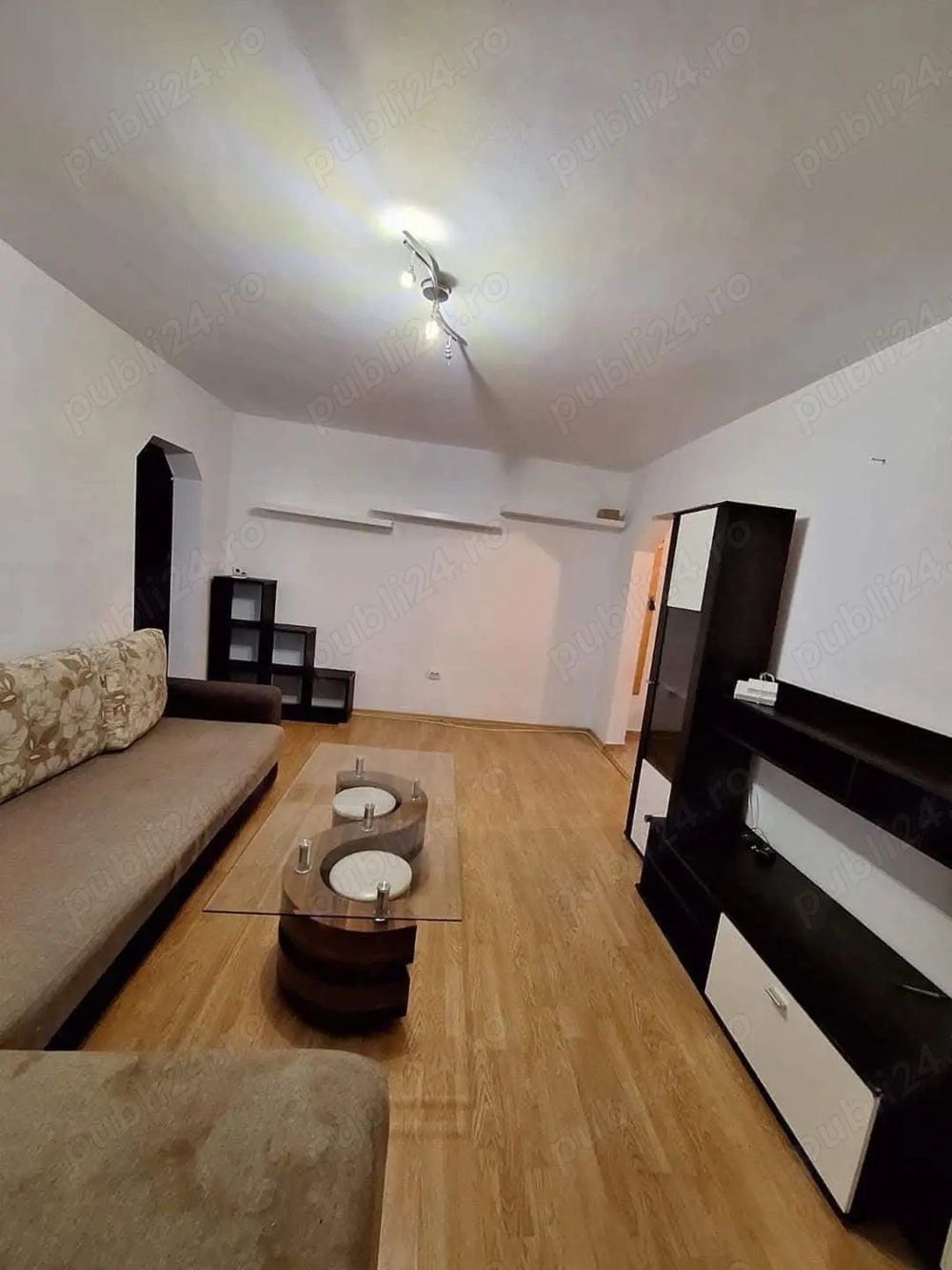 Vânzare apartament 2 camere Micro 21