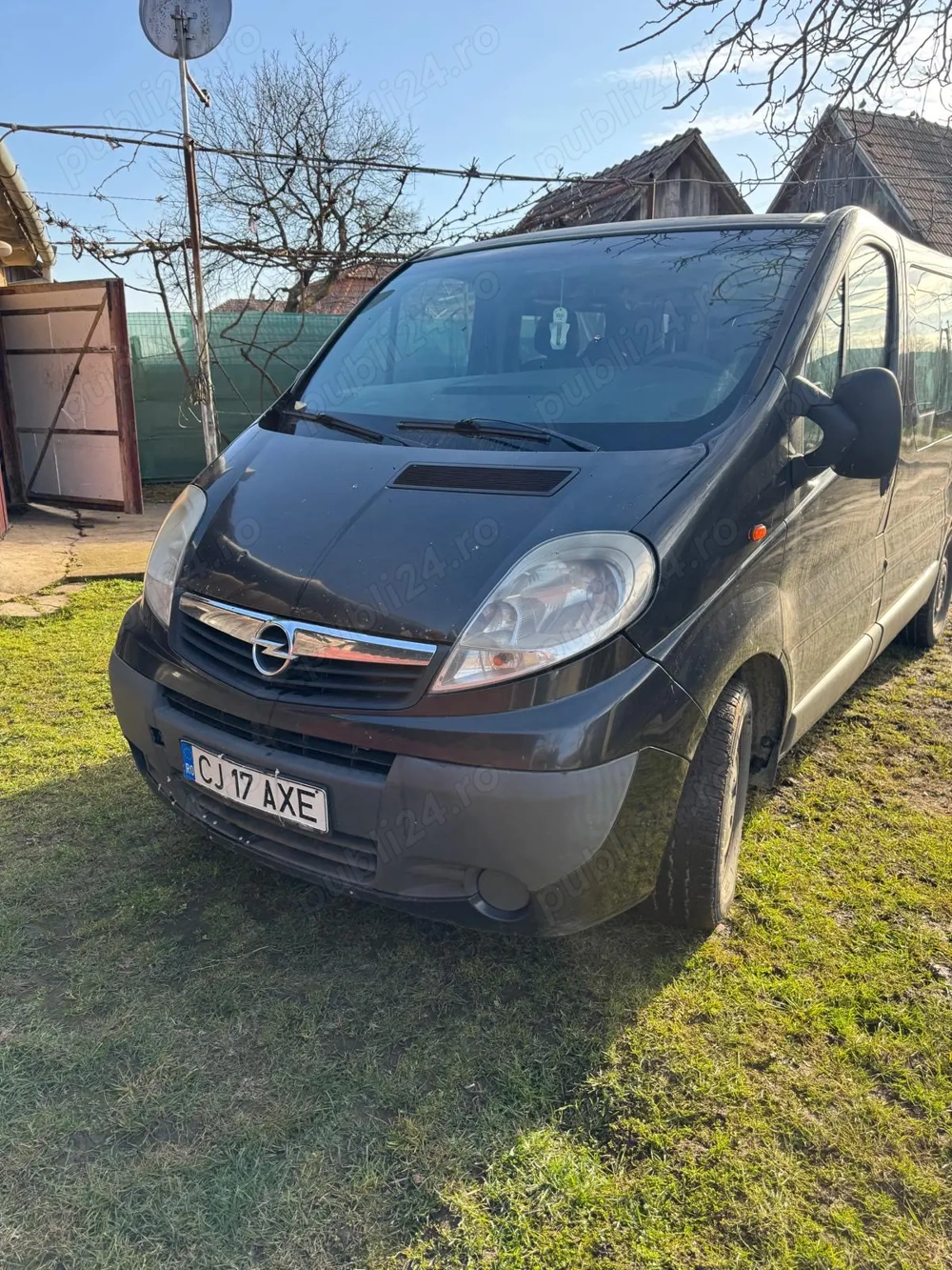 Opel Vivaro 2009 cu 9 locuri