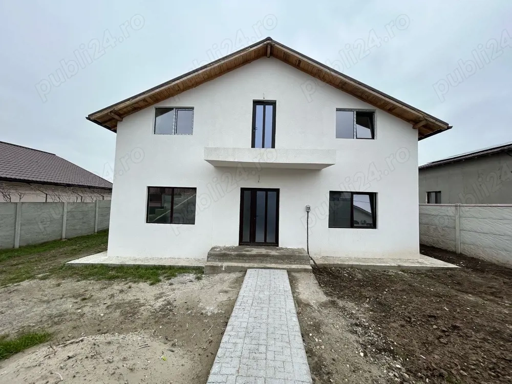 Vilă la cheie in Lumina zonă rezidentială