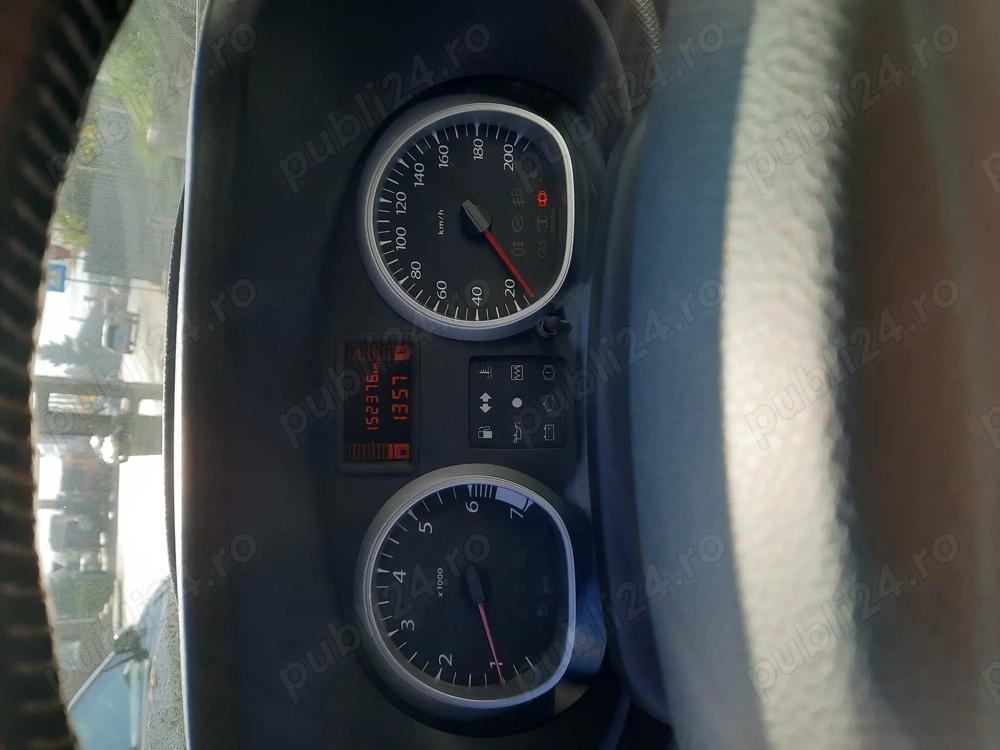 Vand Dacia Duster benzina 4x2