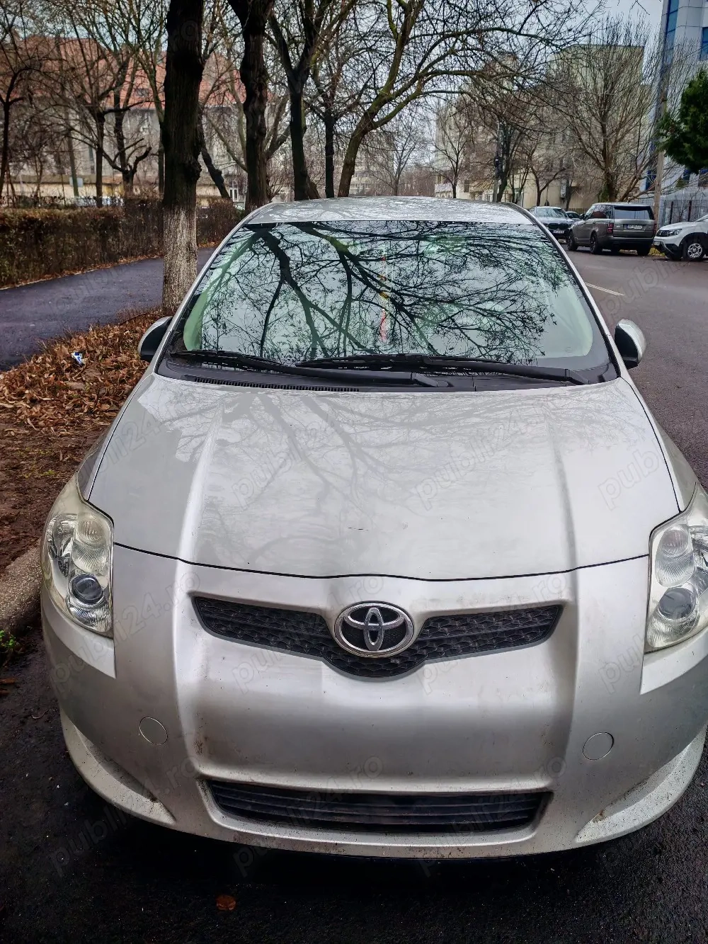 Vand Toyota Auris 1,6 benzină 