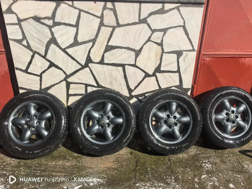 5x114.3 / Jante land rover (freelander) - M+S (215 65 16)