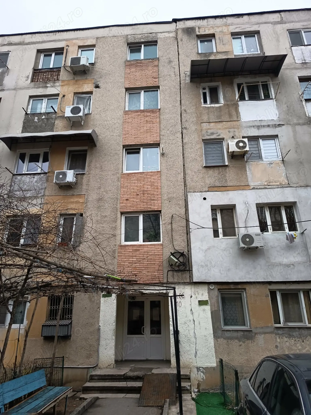 Garsoniera Brazdă 3 4 54 000 euro negociabil.