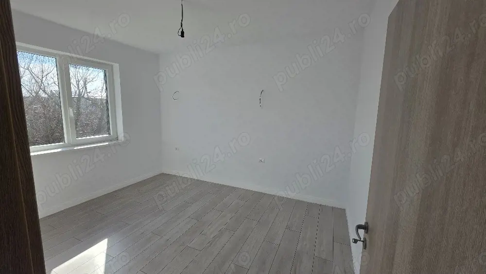 Închiriez apartament 2 camere
