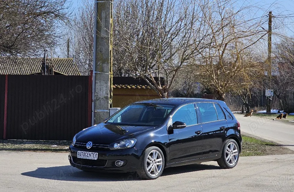 VW Golf 6 1.4TSI Navigatie SenzoriParcare DubluClima ÎncălzireScaune Bluethoot CamerăMarșarier 