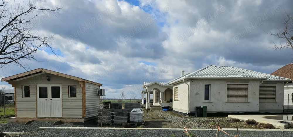 De vanzare casa noua cu 2034mp teren la Mandruloc, la7 km de mun. Arad