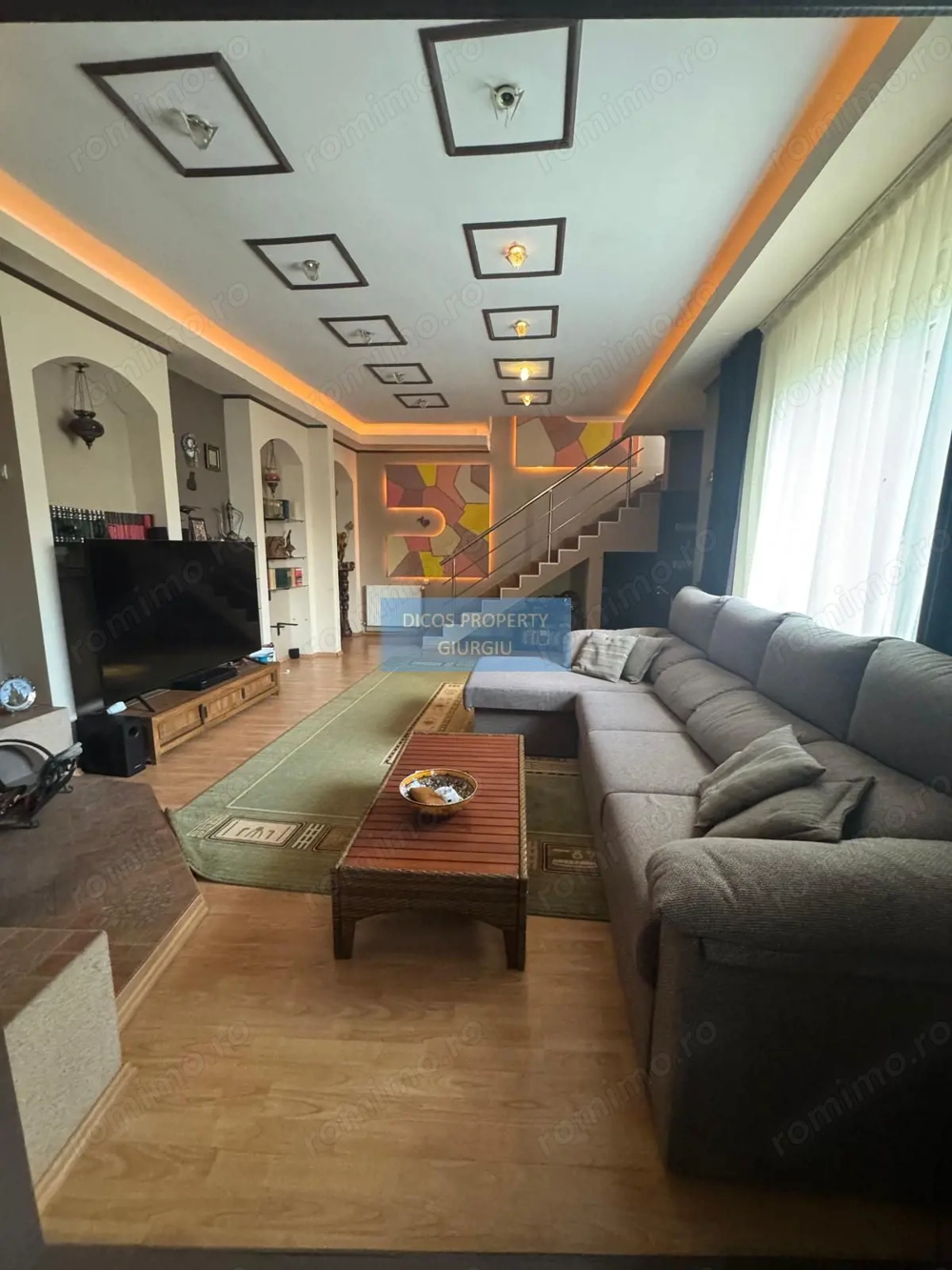 Casă de vânzare pe strada Tudor Vladimirescu