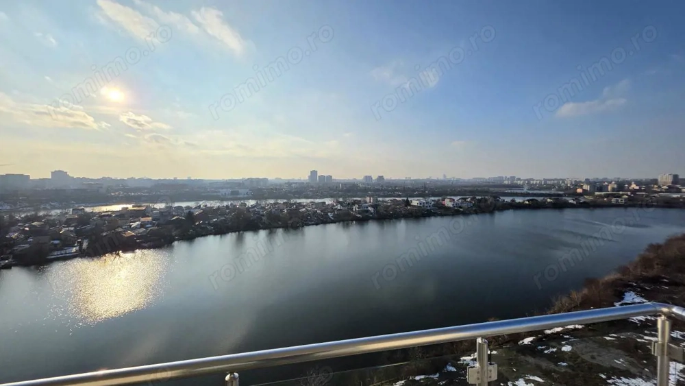 APARTAMENT CU TERASA GENEROASA SI VEDERE UNICA CATRE LAC