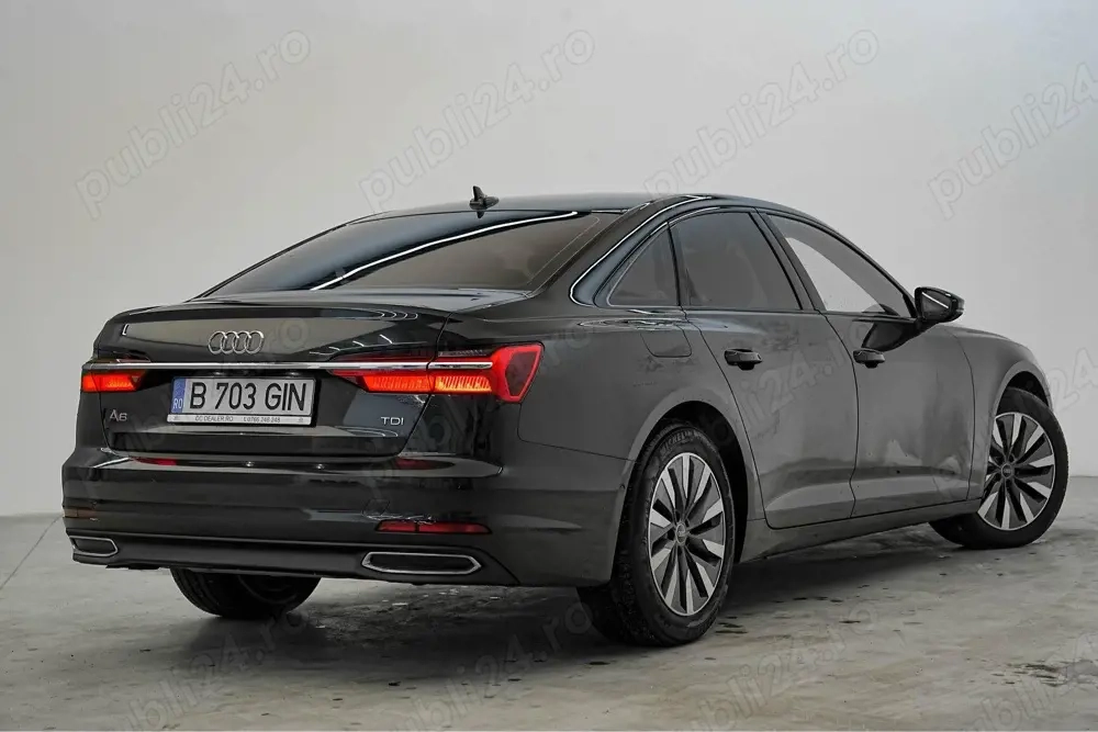Audi A6 C8 2020 luna 10