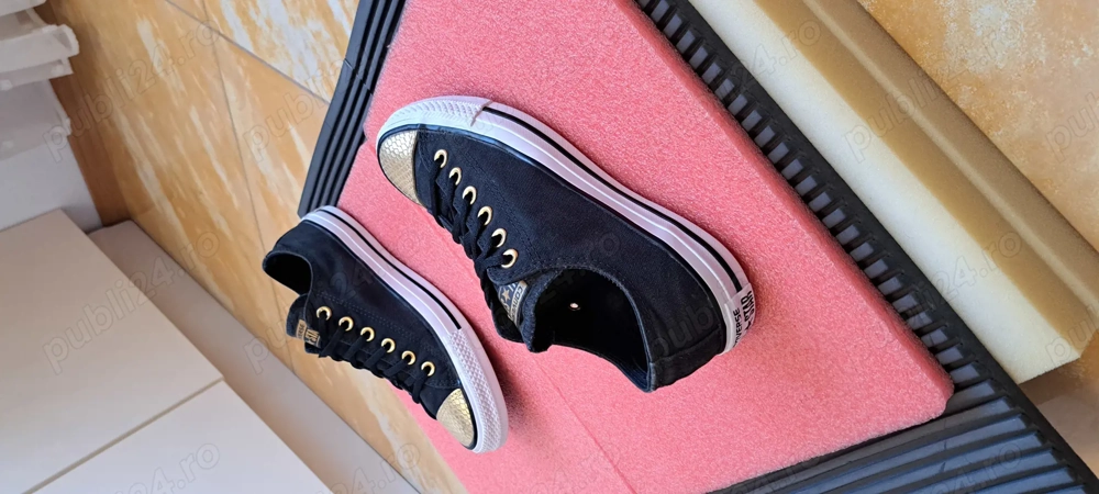 Tenisi unisex  Converse 39.5