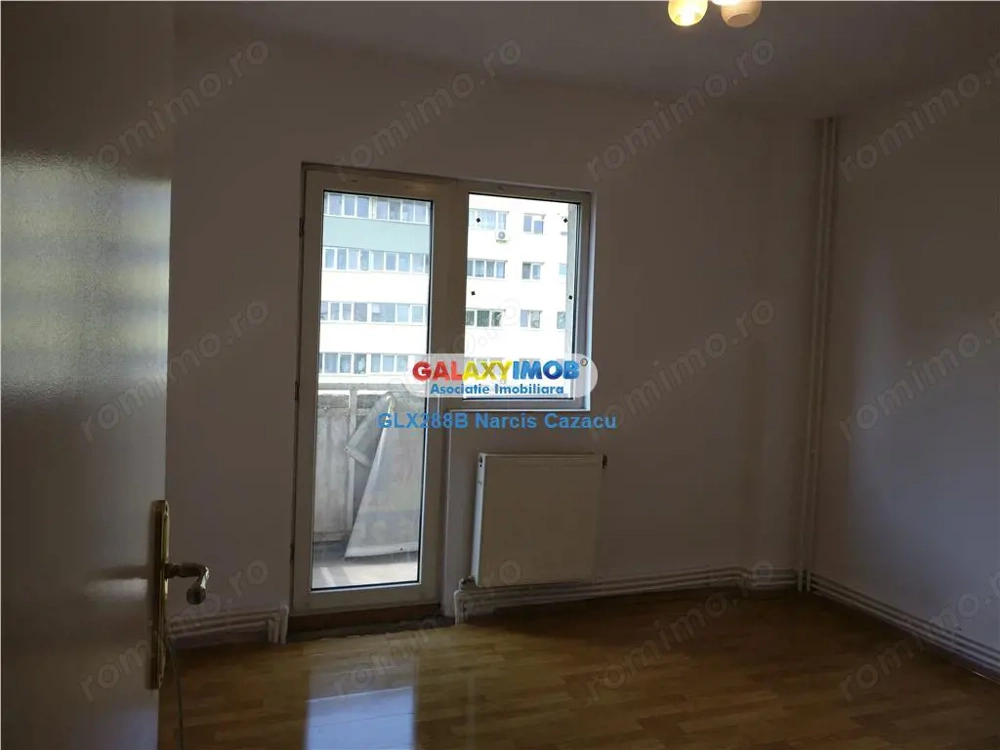 Pantelimon Vanzare apartament 4 camere ,centrala, bloc din 1981