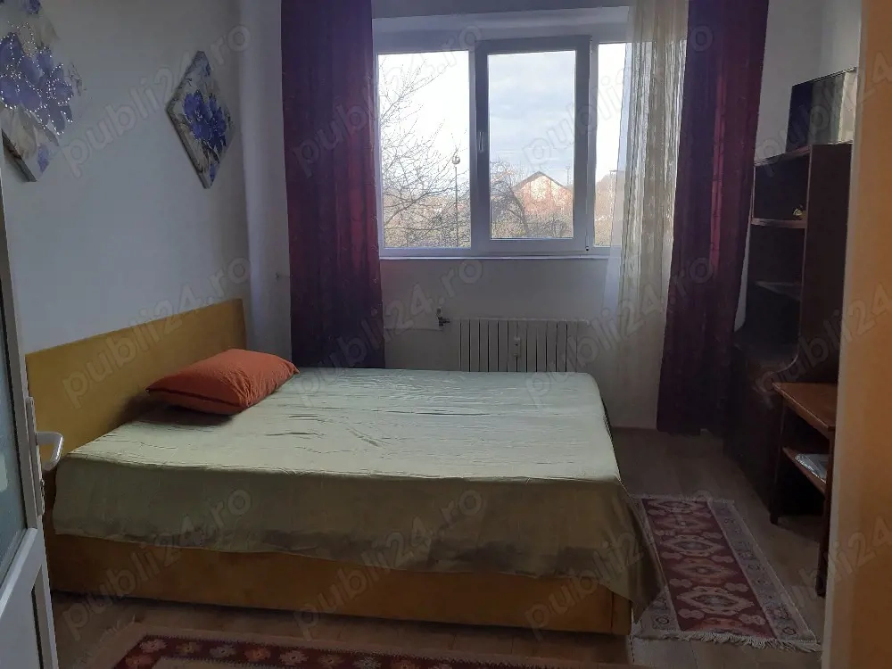 Ofer garsoniera spre inchiriere